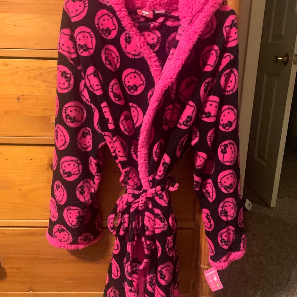 Ladies 3XL fleece Hello Kitty Robe